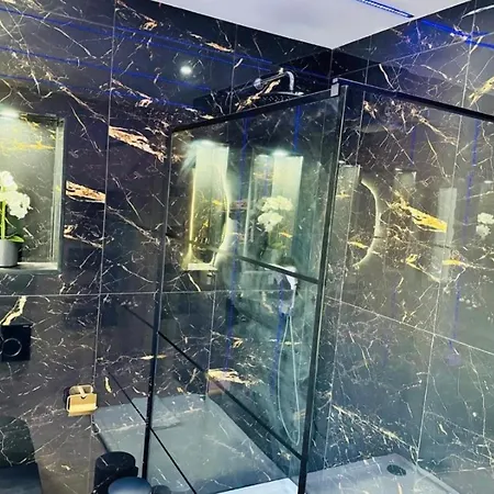Royal Gold Apartment